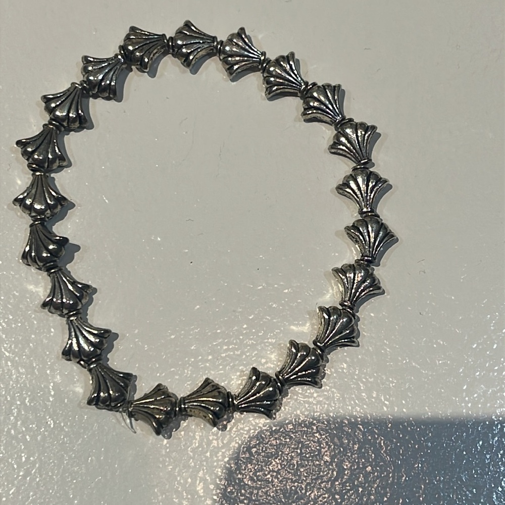 Solid Bracelet Of Shells Super Cute - image 3